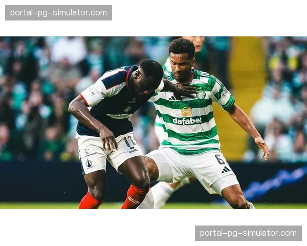 苏格兰半场14-10领先法国，拉塞尔完成一次达阵